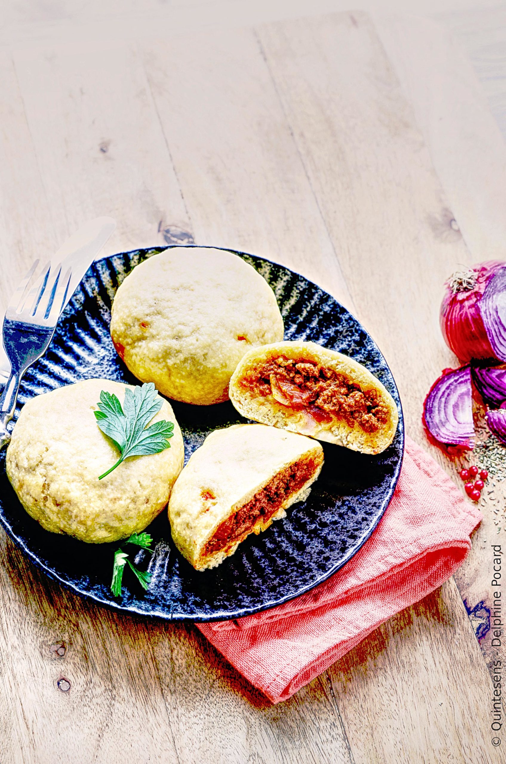 Buns au maïs, farcis à la viande