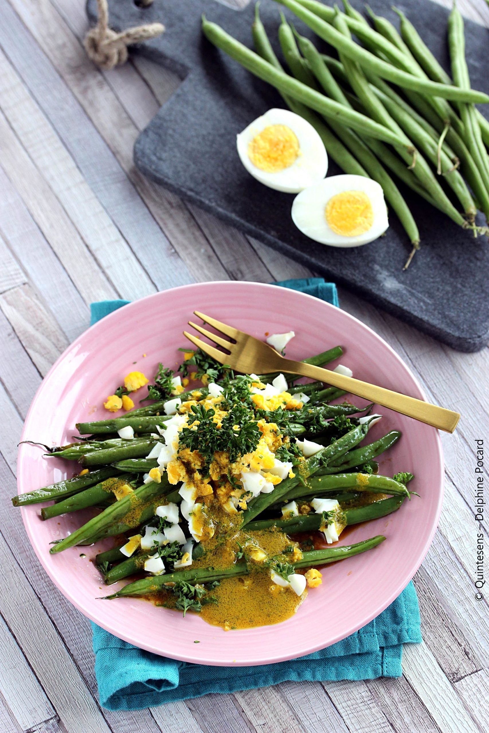HARICOTS VERTS SAUTÉS AU MIMOSA
