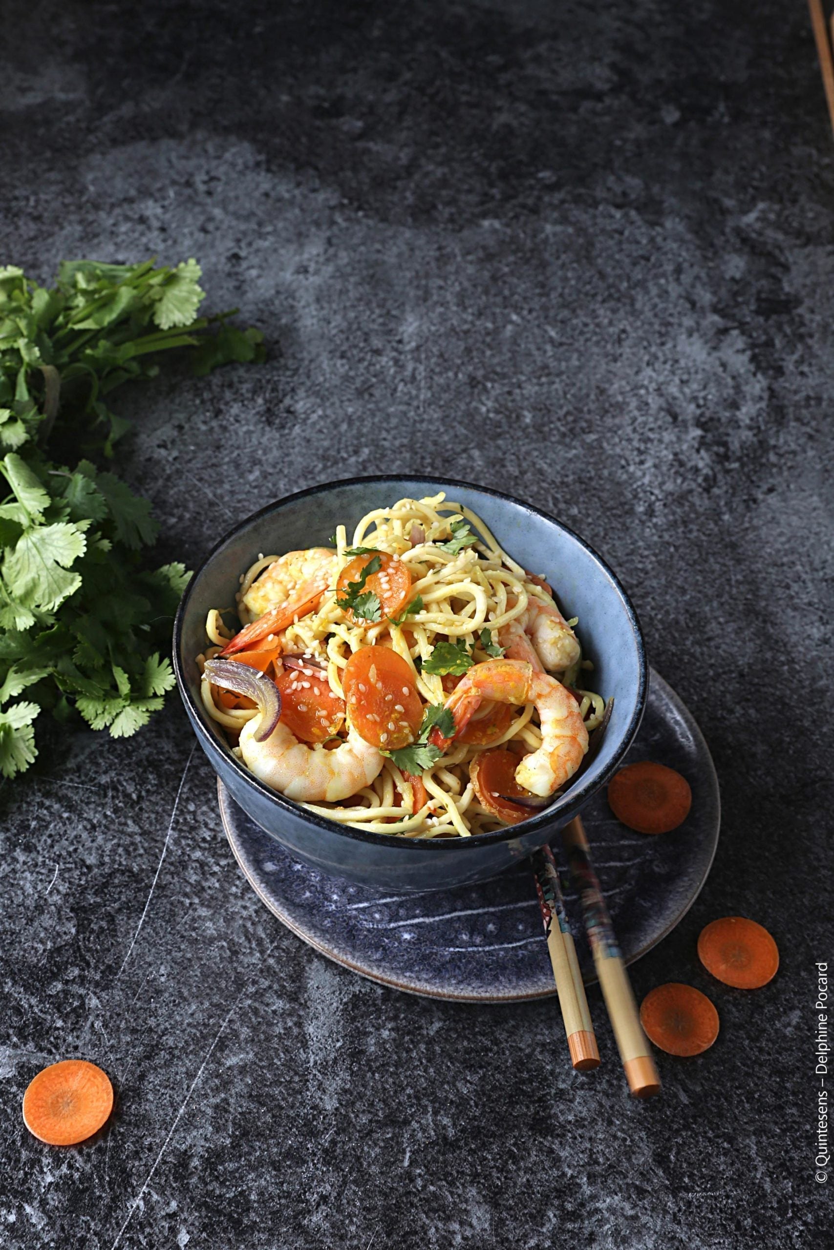 NOUILLES CHINOISES AUX CREVETTES ET AUX LÉGUMES