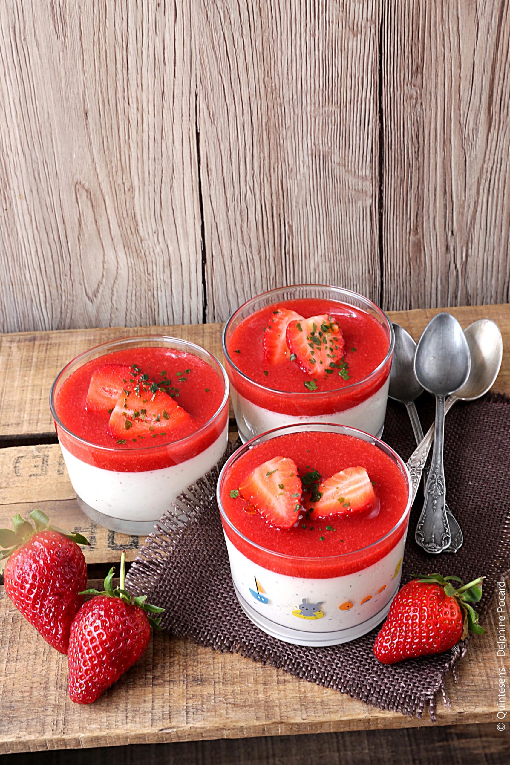 Panna cotta lait de coco et fraises