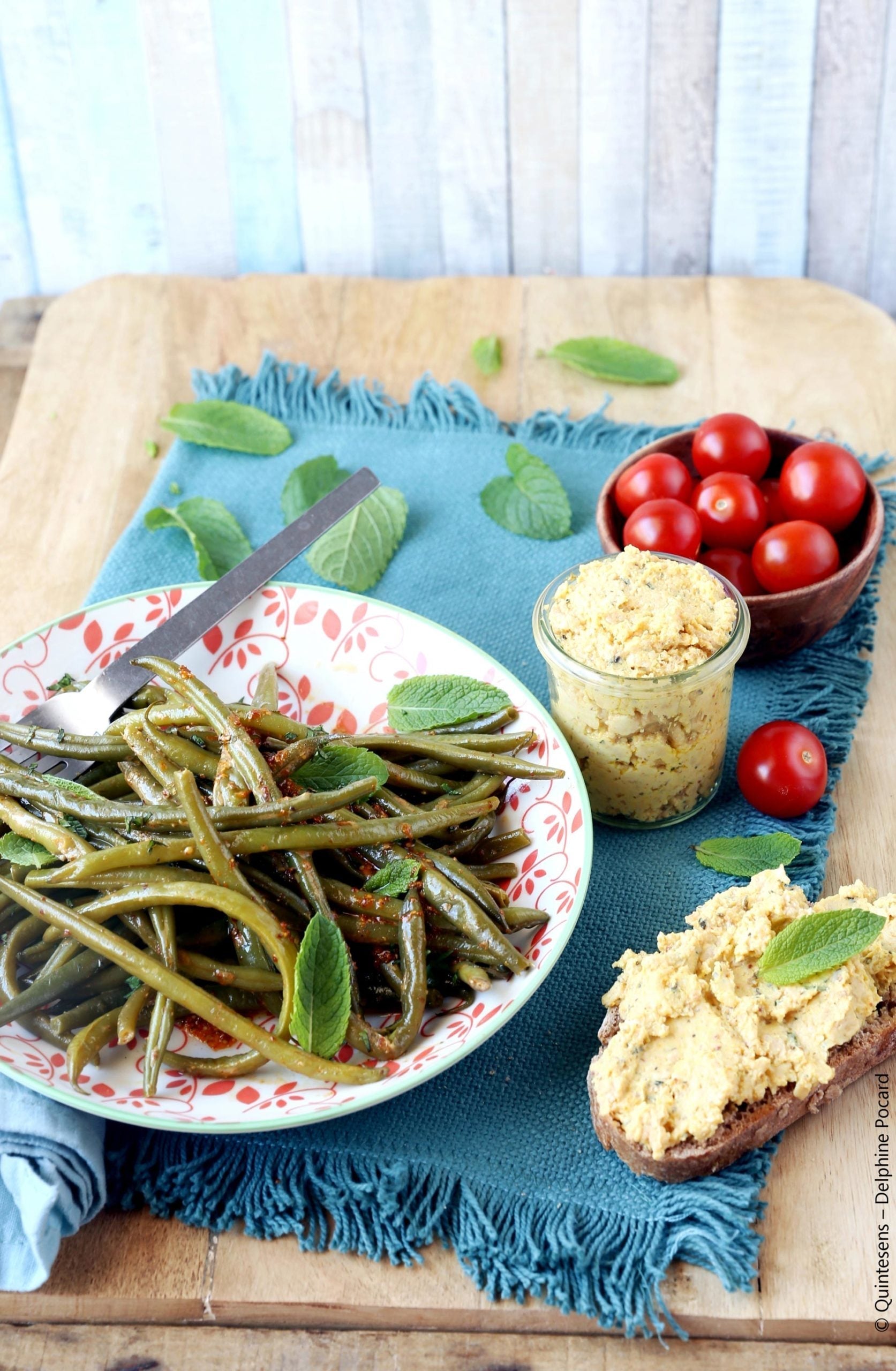 RILLETTES DE TEMPEH ET SALADE DE HARICOTS VERTS À LA MENTHE