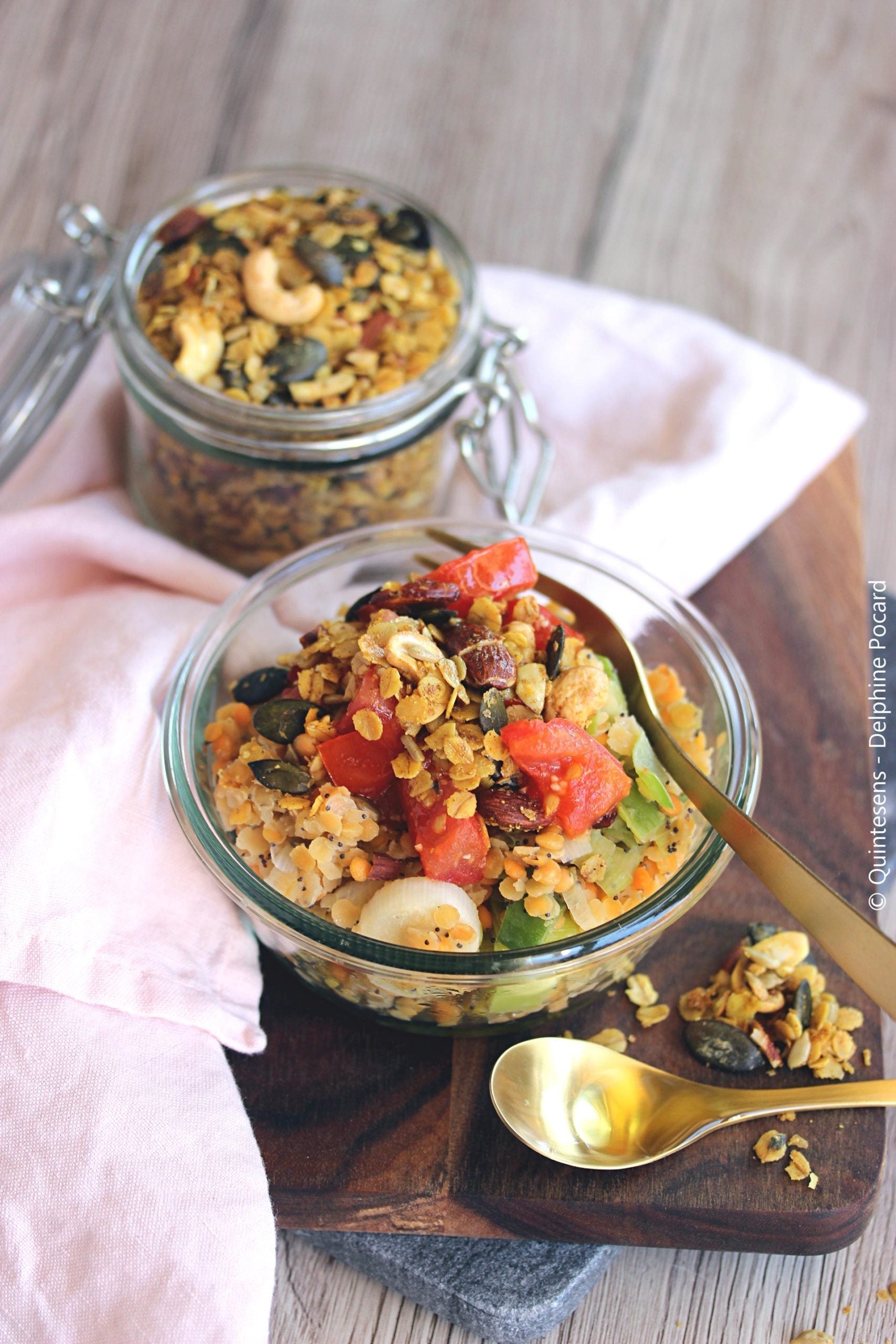 Salade de lentille corail et son granola aux épices