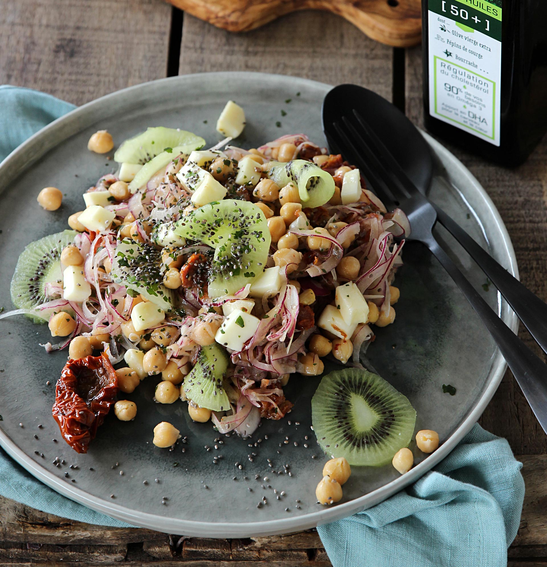 SALADE POIS CHICHES ET OIGNONS ROUGES
