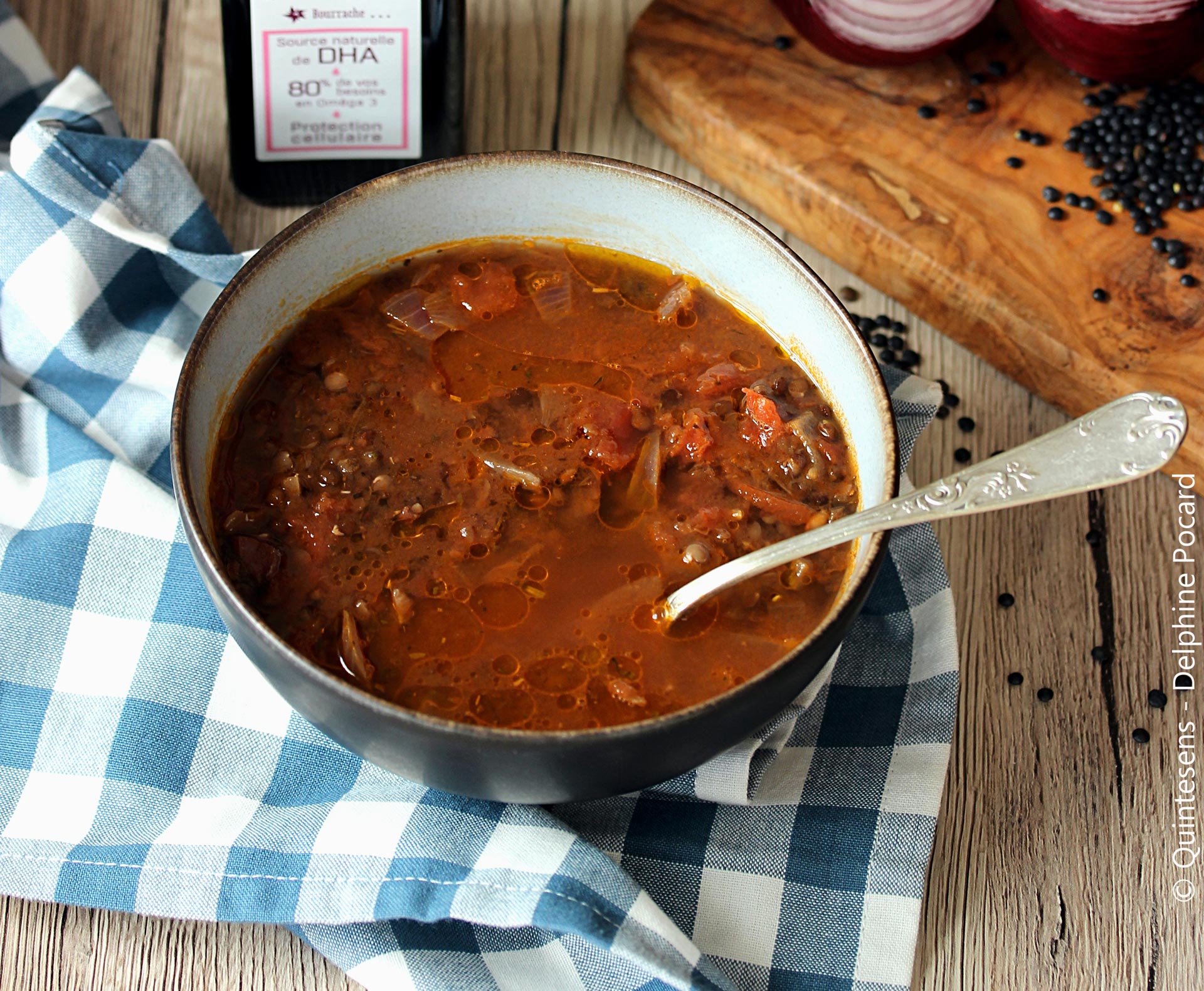 Soupe de lentilles vertes à la tomate et aux lardons