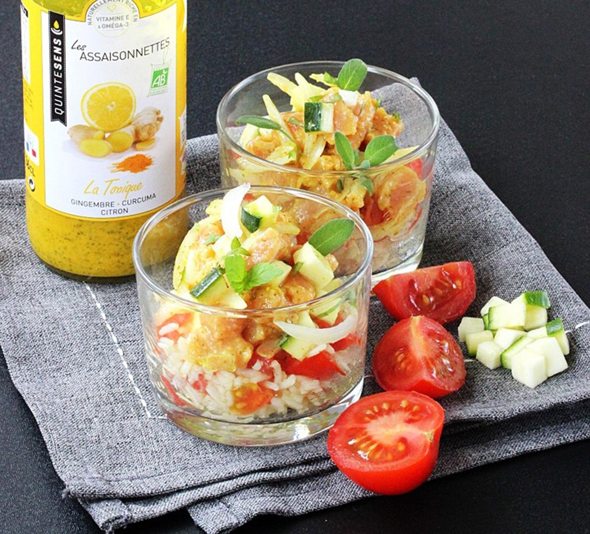 Tartare de saumon en verrine, gingembre et curcuma