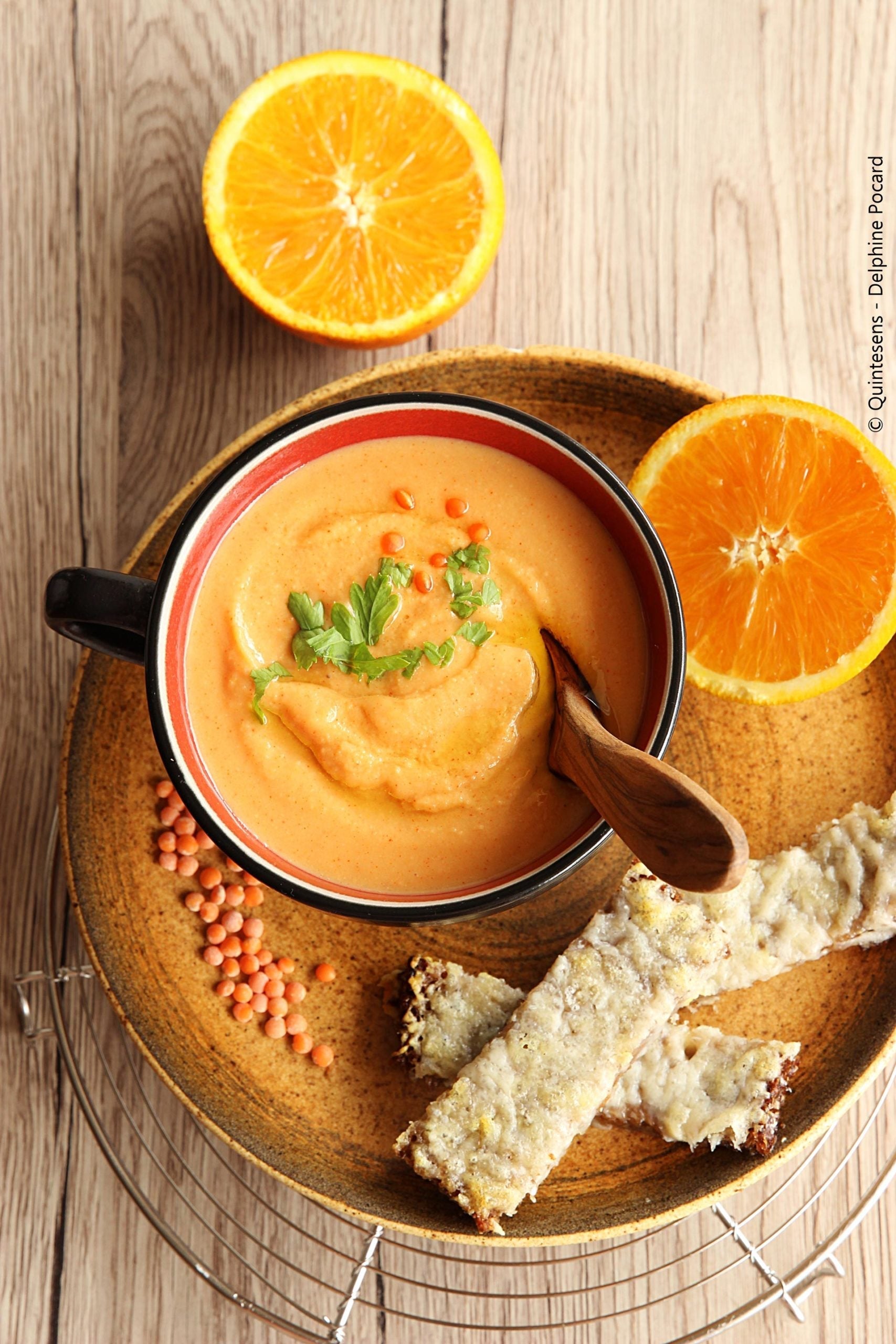 VELOUTÉ DE LENTILLES CORAIL AU JUS D'ORANGE, MOUILLETTES AU COMPTÉ